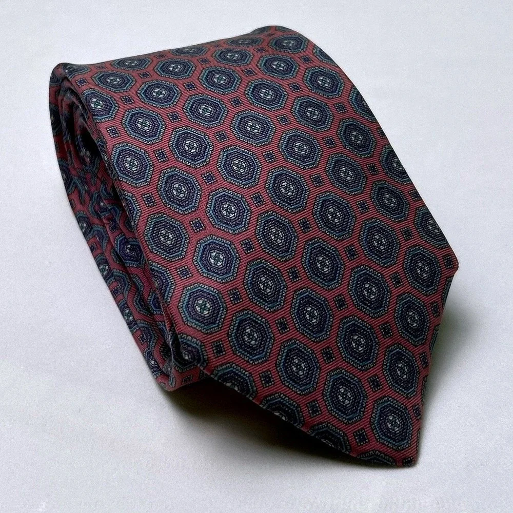 Van Heusen Men 417 Geometric Medallion Silk Necktie 59